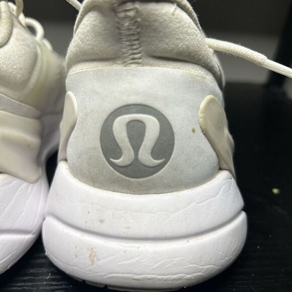 Lululemon Blissfeel Shoes Women’s Size 9.5 Running White - Picture 9 of 15